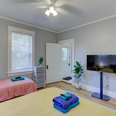 Spacious Bungalow With 6 Beds, Games, And Fire Pit - Close To Beale Street, Bbq, Graceland, & Liberty Bowl Memphis Exterior photo